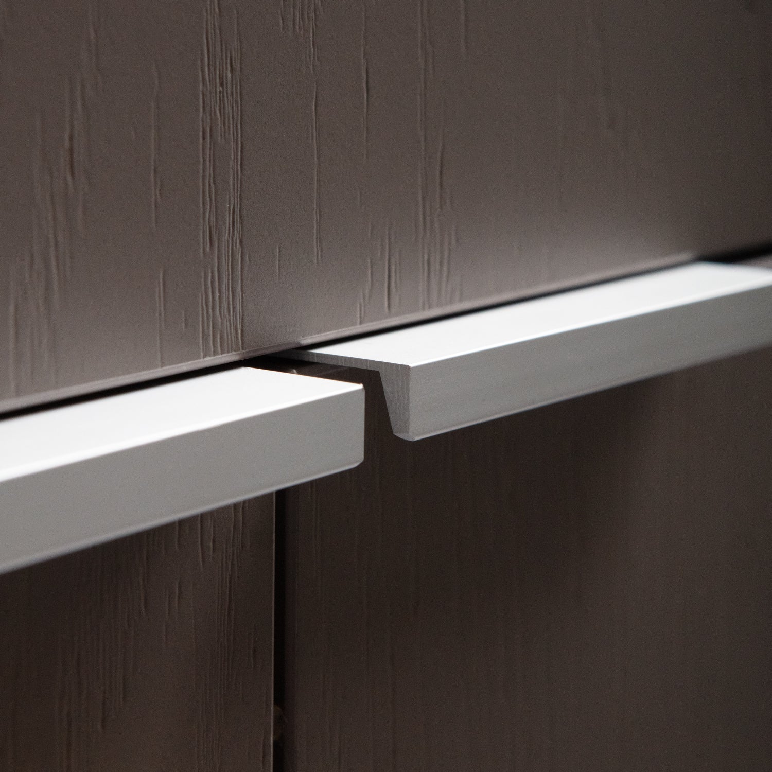 AQPET ACQUARIO RIVERIUM PLUS 90X50X55 H - 10 MM EXT. - CON LUCE LED, FILTRO ESTERNO E SUPPORTO BIANCO