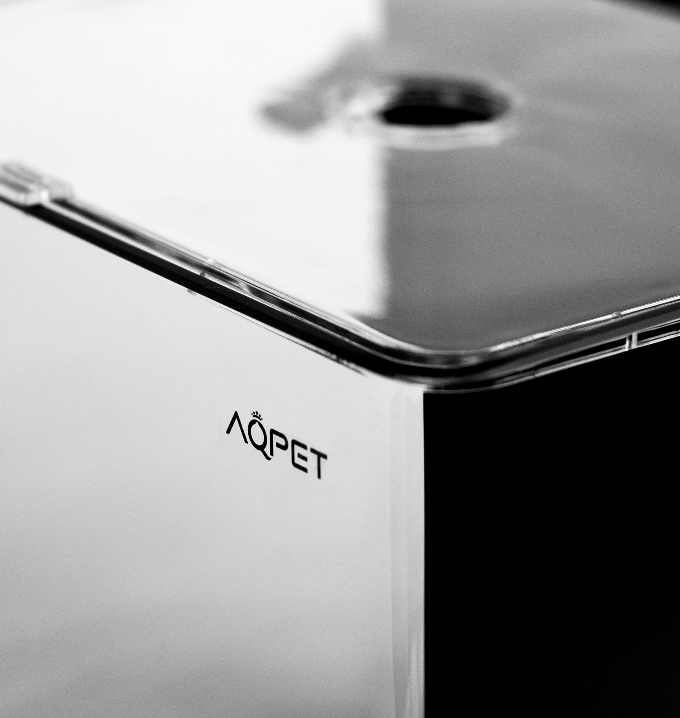 AQPET GLASS AQUARIUM QUBE 25 COMPLETE SET LIGHT + PUMP + FILTER MATERIALS