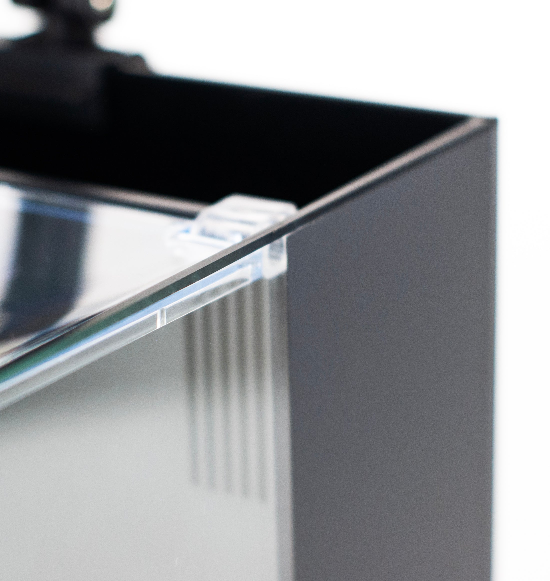 AQPET GLASS AQUARIUM QUBE 25 COMPLETE SET LIGHT + PUMP + FILTER MATERIALS