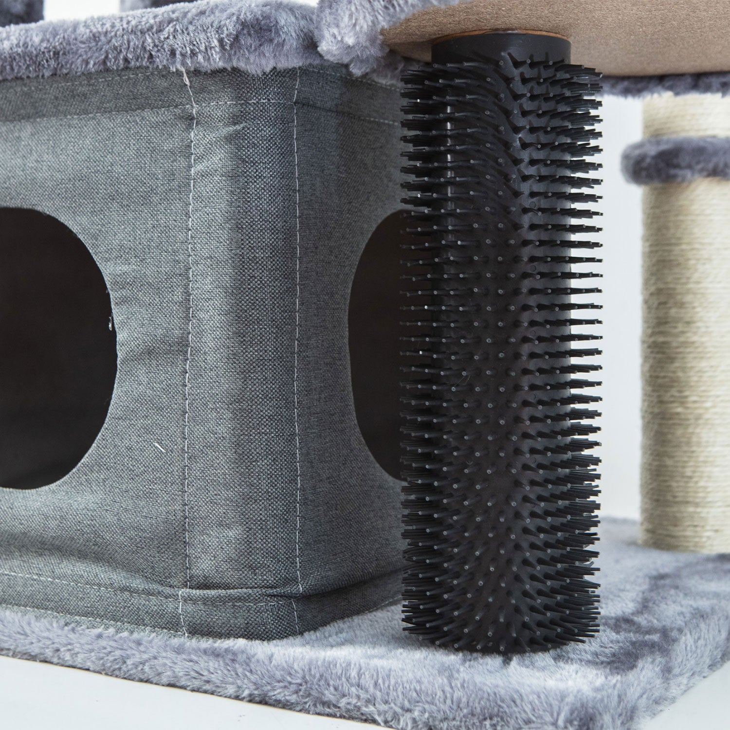 AQPET FRIENDS SCRATCHING POST LONDON 48X44X125 CM H